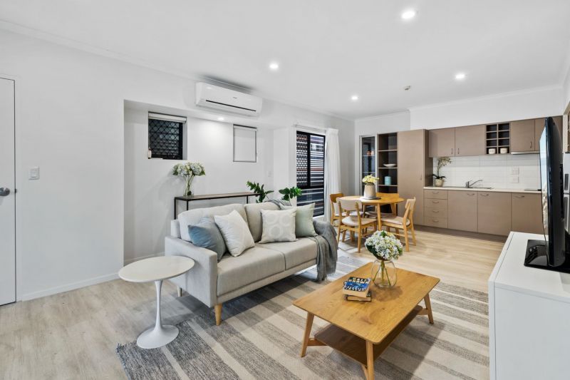 Spacious top-level one-bedroom apartment