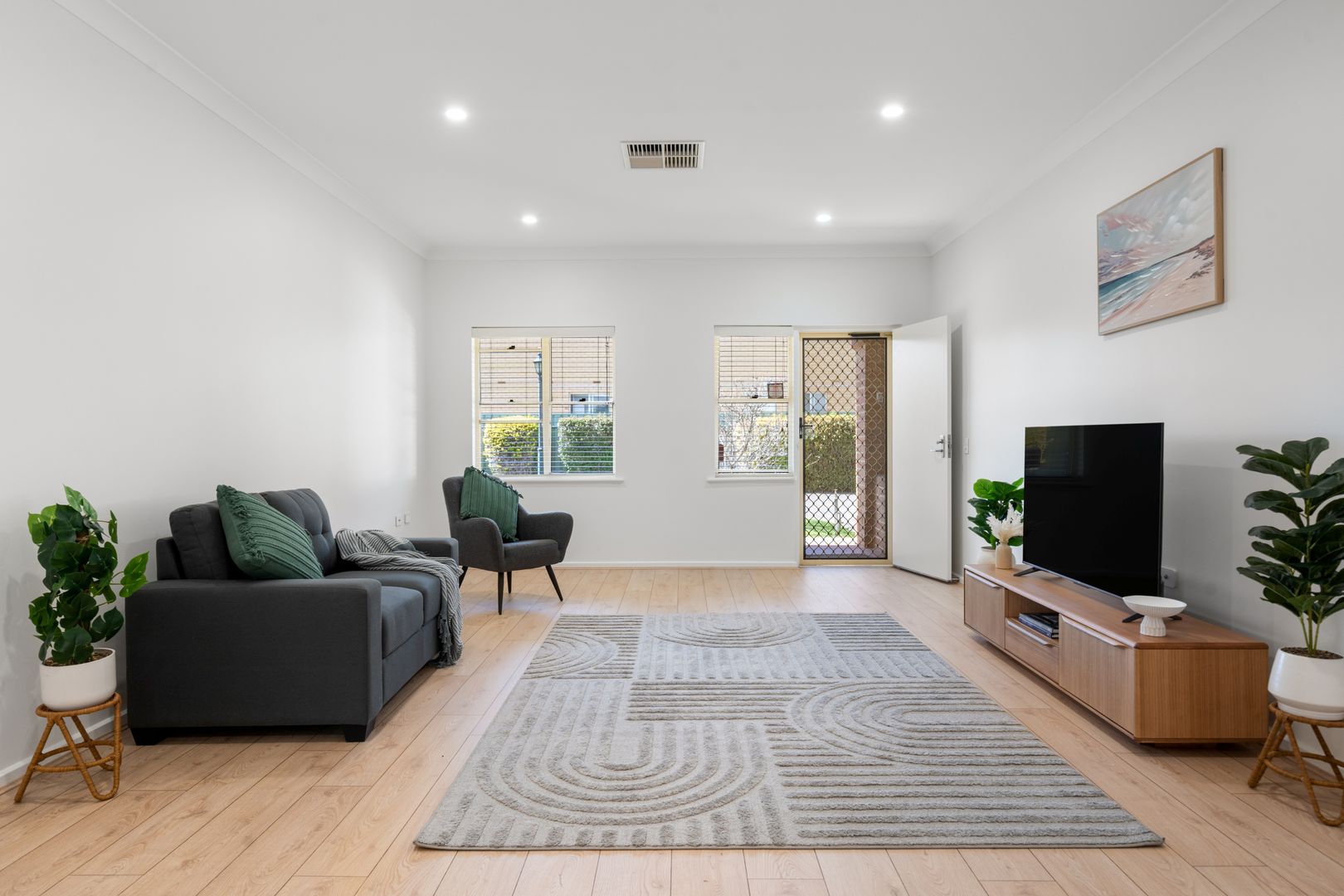 Parkrose Court - 2 Bedroom Unit for sale. 