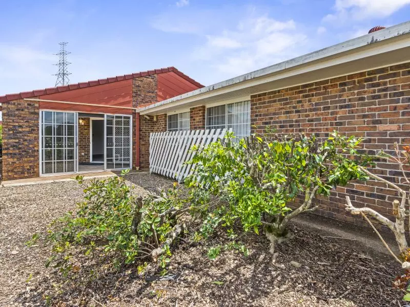 Must Be Quick this Rarely Available 3 Bed 2 Bath with Double Garage will go fast!!!