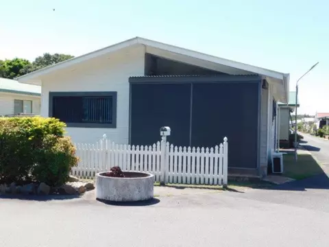 Bayway Village - Site 004