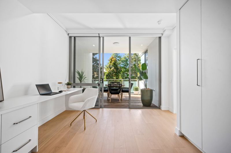 Bright, Stylish First-Floor Apartment