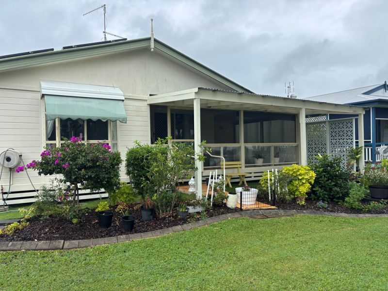 Panoramic Lake Views