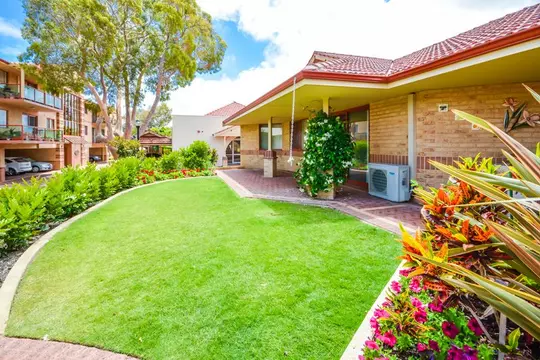 Villa with Elevated private gardens