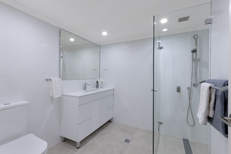 Surrounded by lovely gardens, beautifully renovated ground floor sun-filled unit, right opposite the croquet lawn.