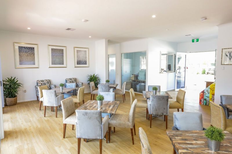 Bright & Spacious Living!