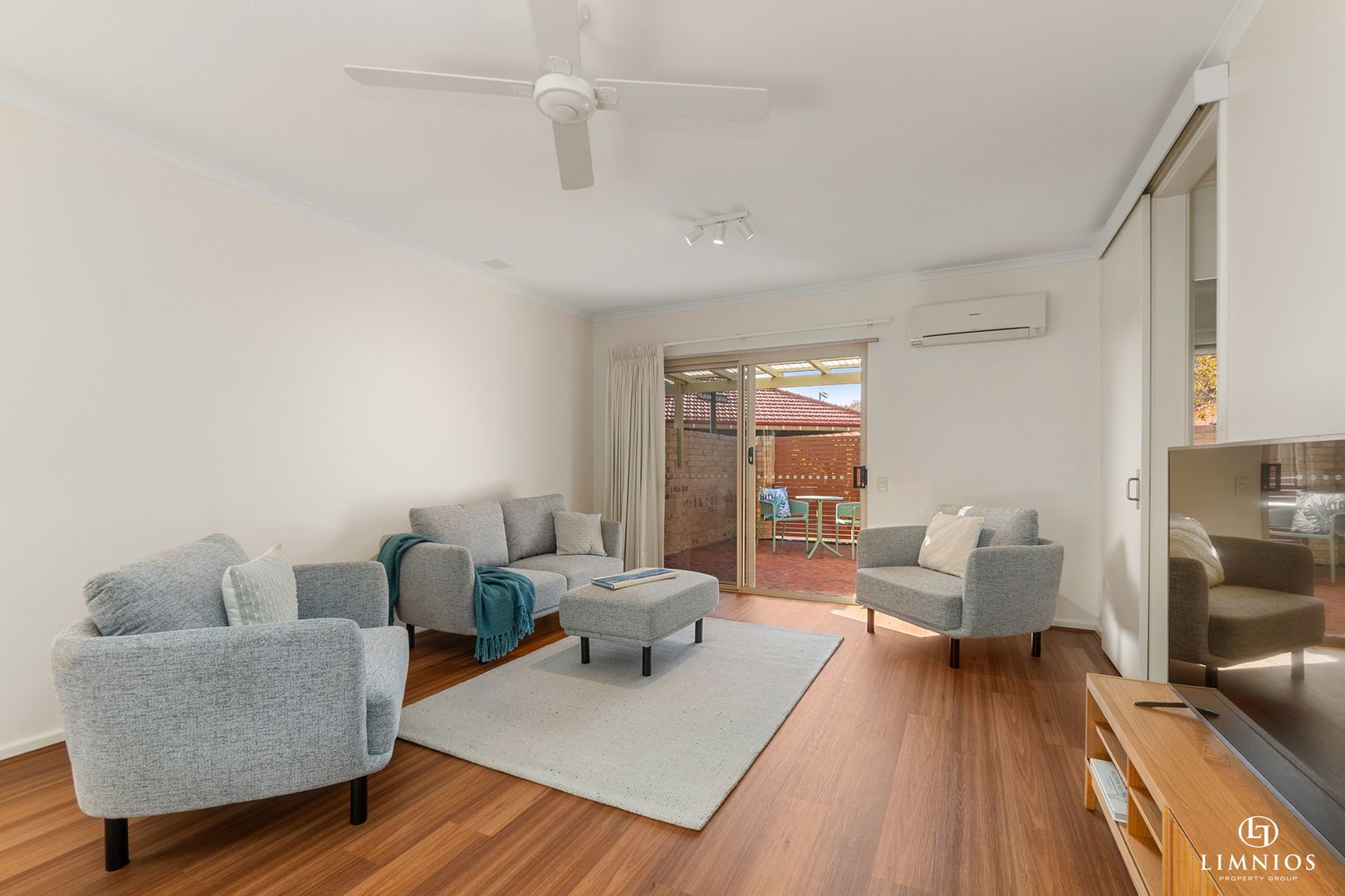 NOW UNDER OFFER.  Light and bright villa with contemporary features