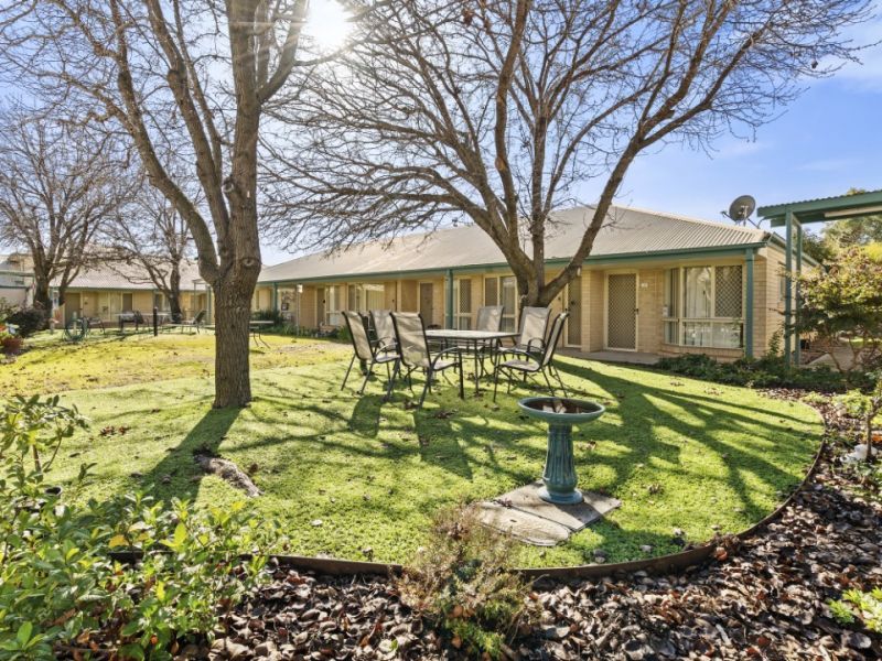 Couples Catered Unit with lunch package included* – Rent in Seniors Community