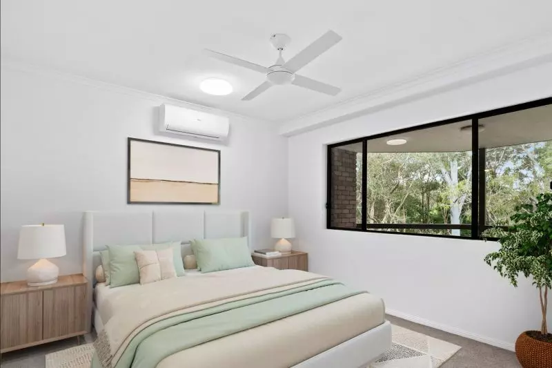 Charming three-bedroom apartment surrounded by lush greenery