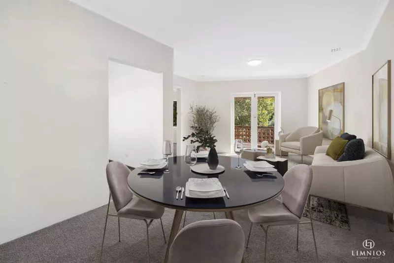 Scenic Hilltop Apartment