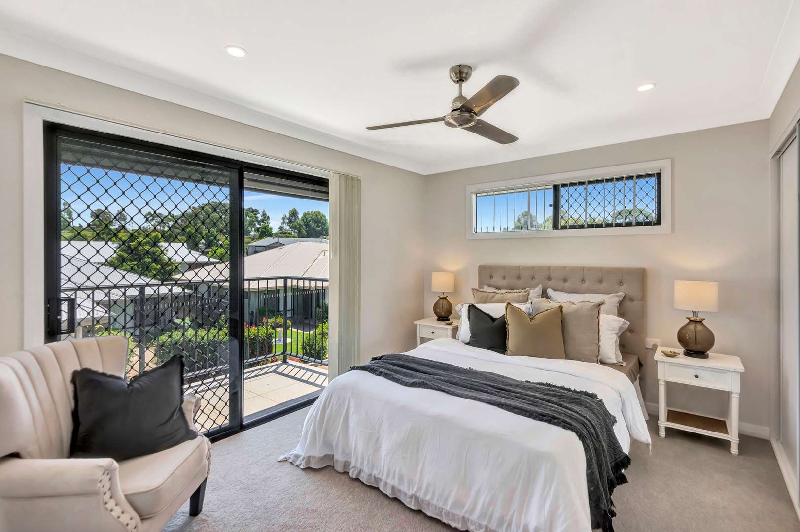 Villa 73 - Oak Tree Goonellabah - 2 Bedroom + 1 Bathroom + Powder