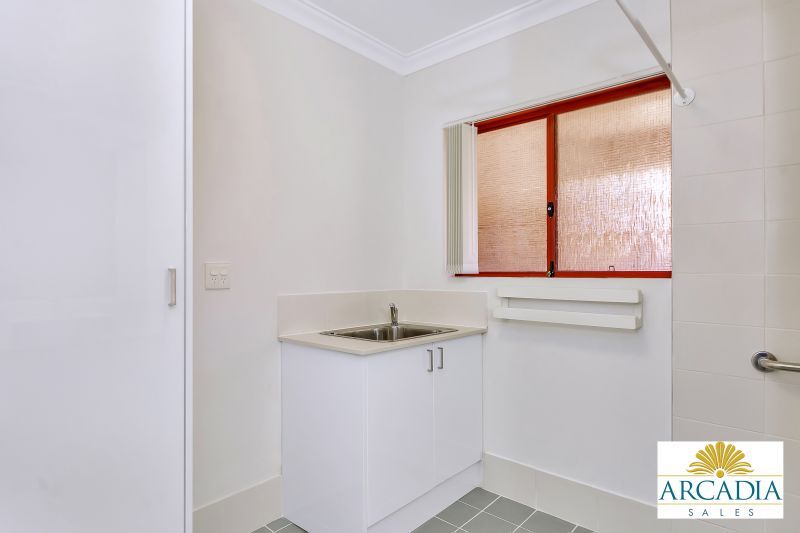 ARCADIA WATERS BICTON - This Apartment is Sure to Impress...