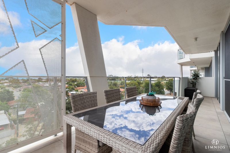 Stunning views from this 6th floor apartment!