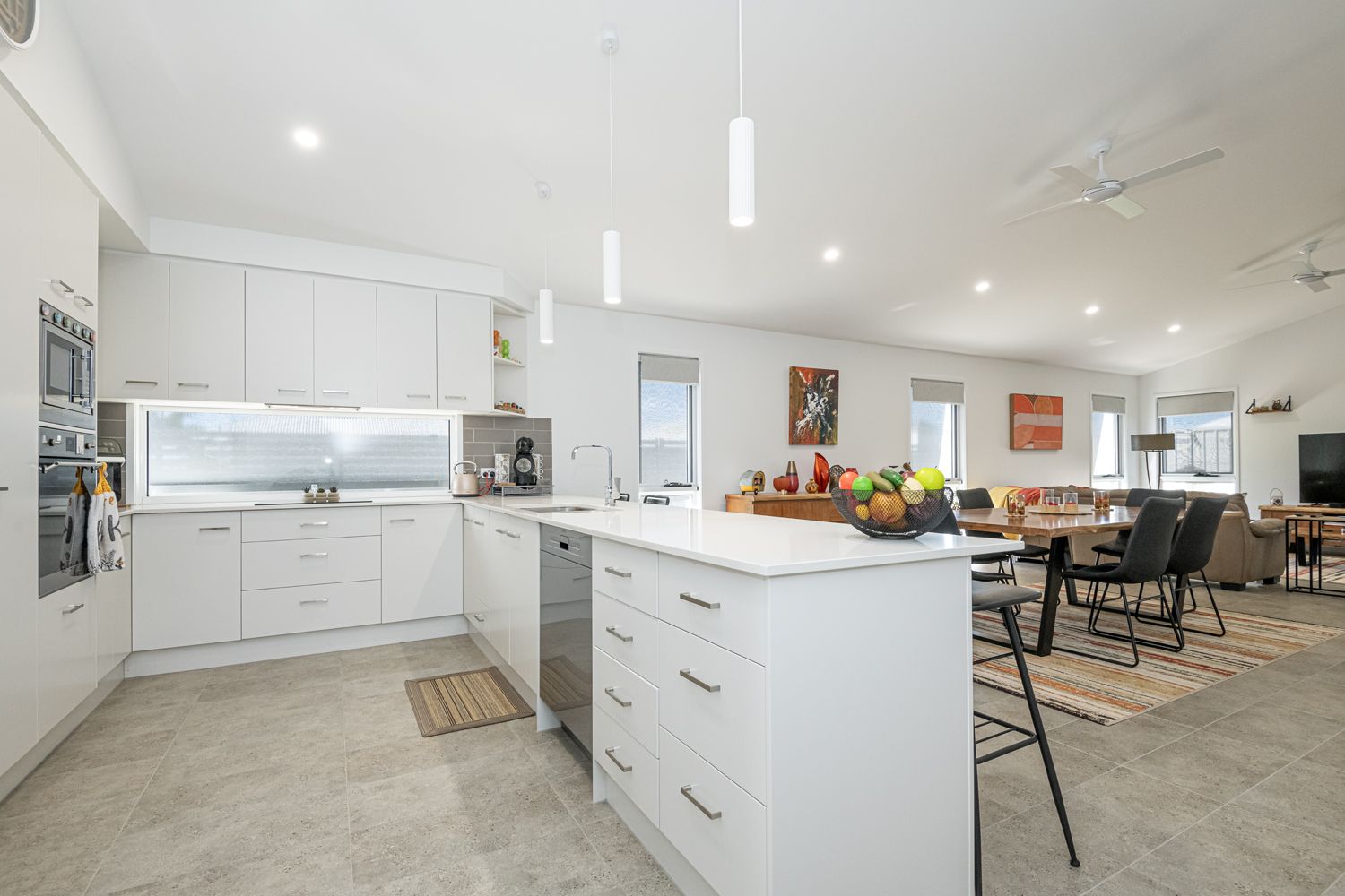 Exquisite Willow Design