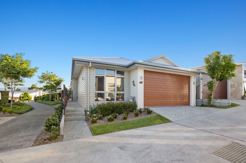 Pet Friendly With Fabulous Views!