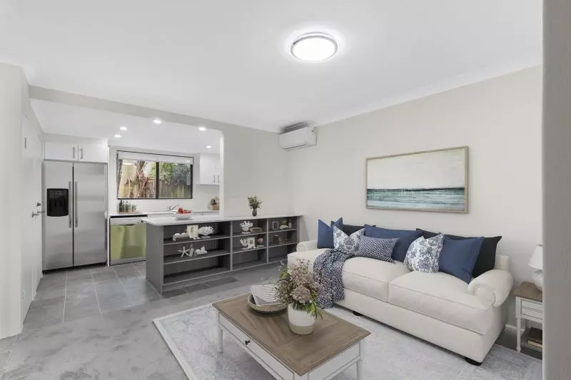 Beautifully renovated 1 bedroom  ground floor apartment close to the main clubhouse with large courtyard.