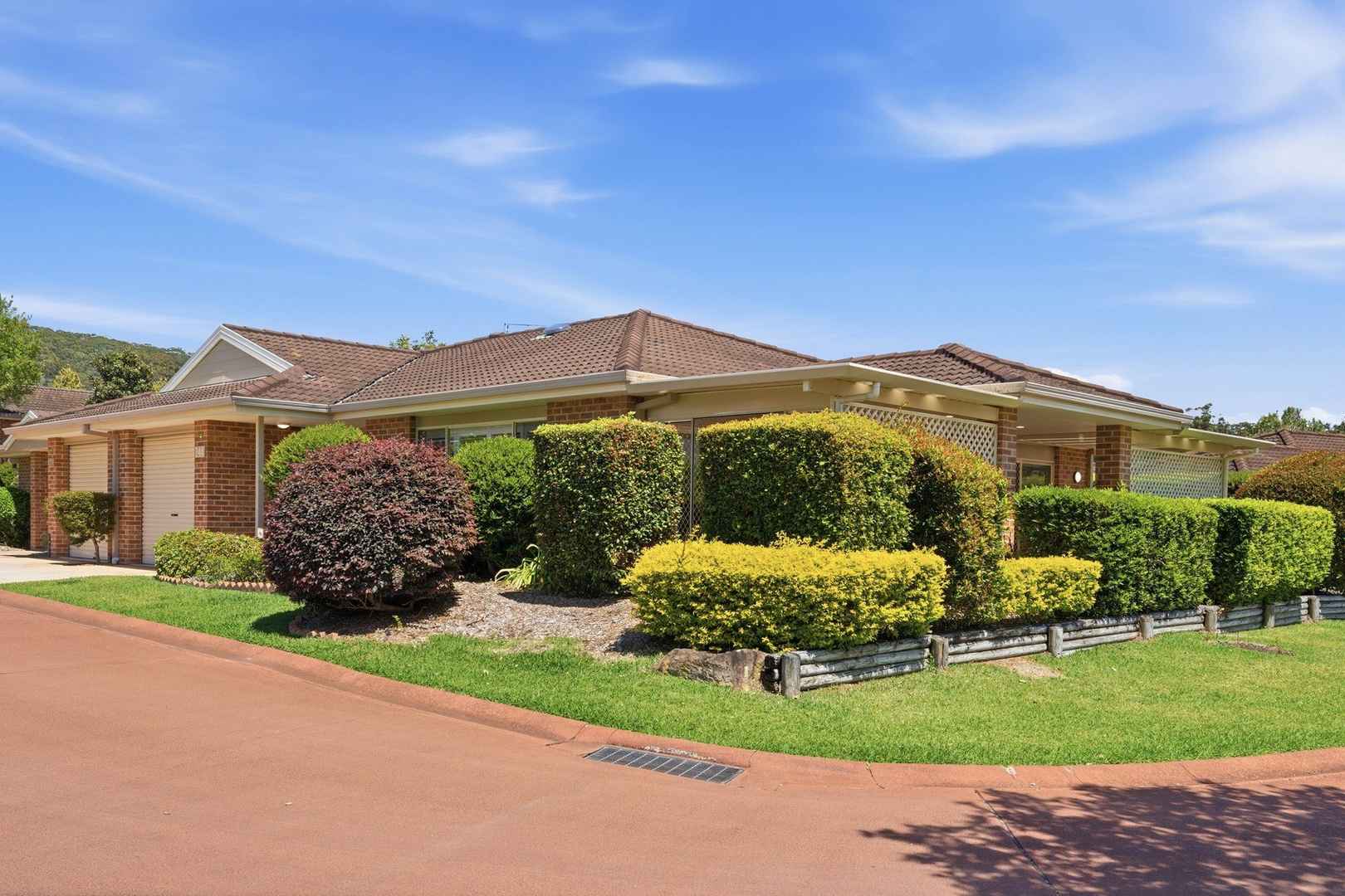 Retire in style in an established and welcoming village!