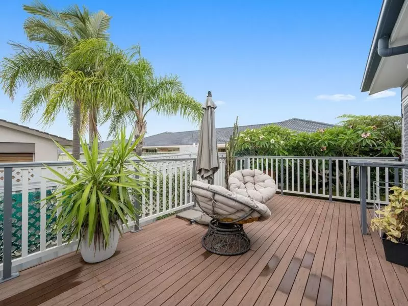 Light-Filled Living with private yard