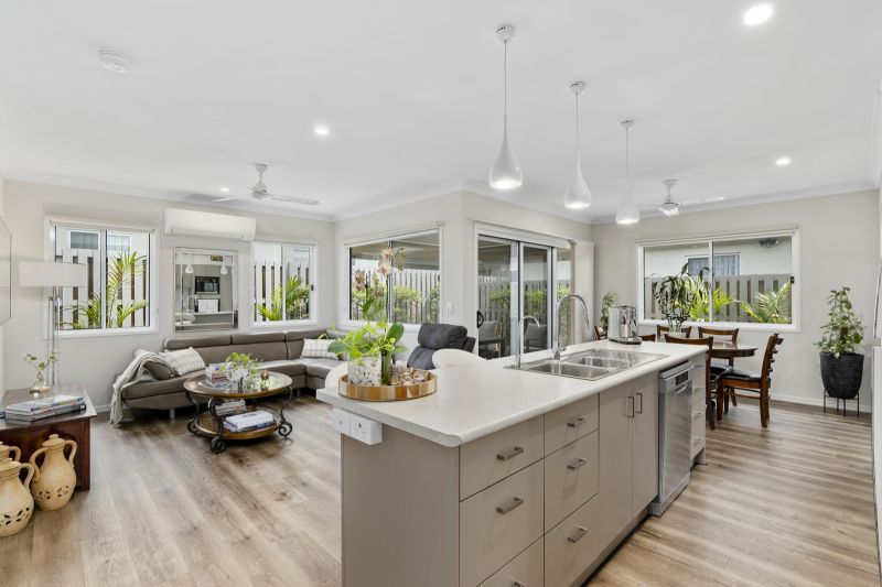 Immaculate Two Bedroom + Study – Make it Yours!