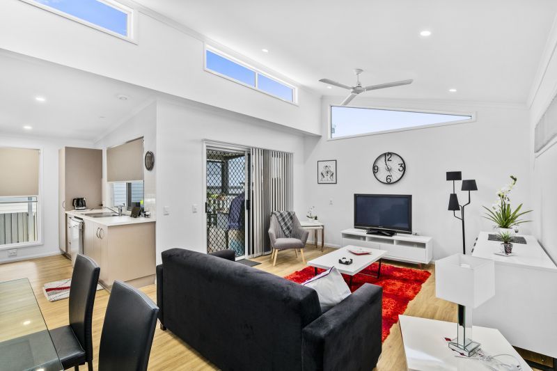 Light Filled Living!