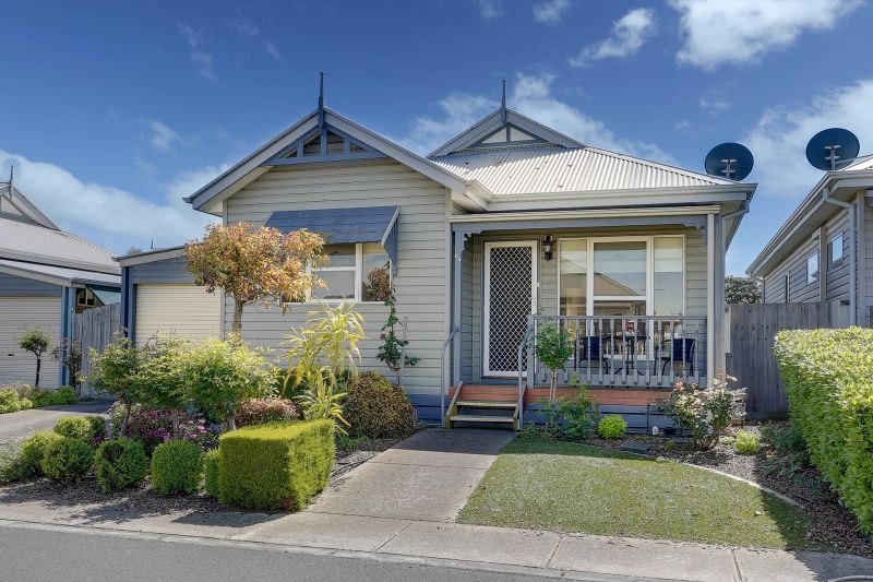 2 bedroom unit in pet friendly community