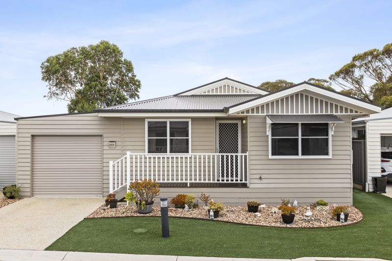 Stylish Home - Relaxed Alfresco Living!