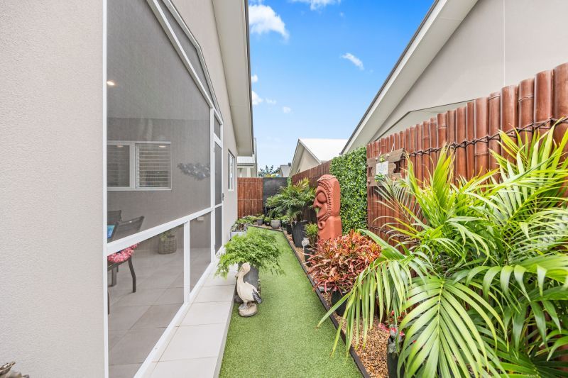 Location, Location, Location- Stunning Bushland Outlook