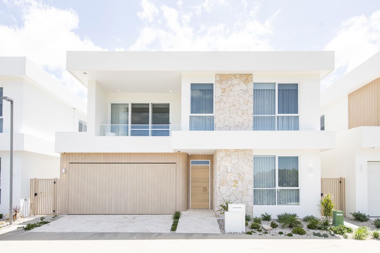 Zafiro by Palm Lake Resort Pelican Waters