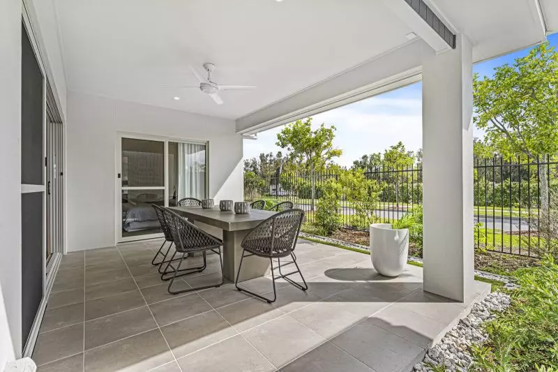 Site 523 - Sunningdale Gable Facade Newly Built Display Home - Under Contract