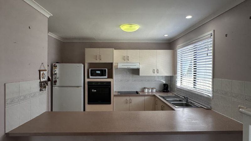 SURPRISE! ANOTHER 3 BEDDER