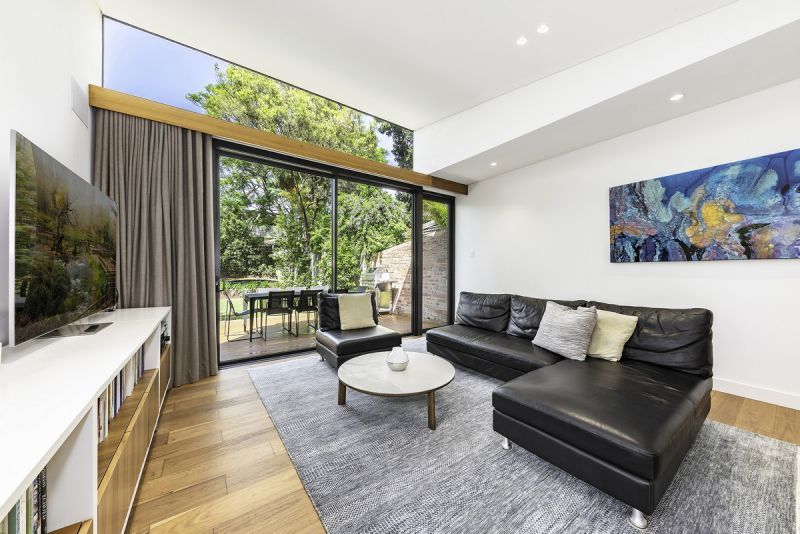 Enviable private position in a quiet but convenient street