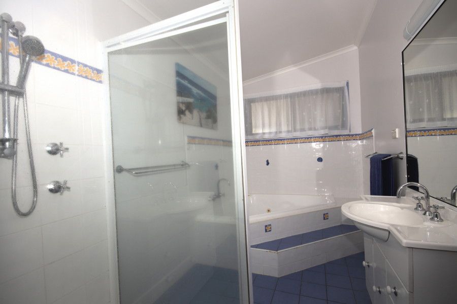 Tasman Holiday Park - North Star - Over 50's Residential Park