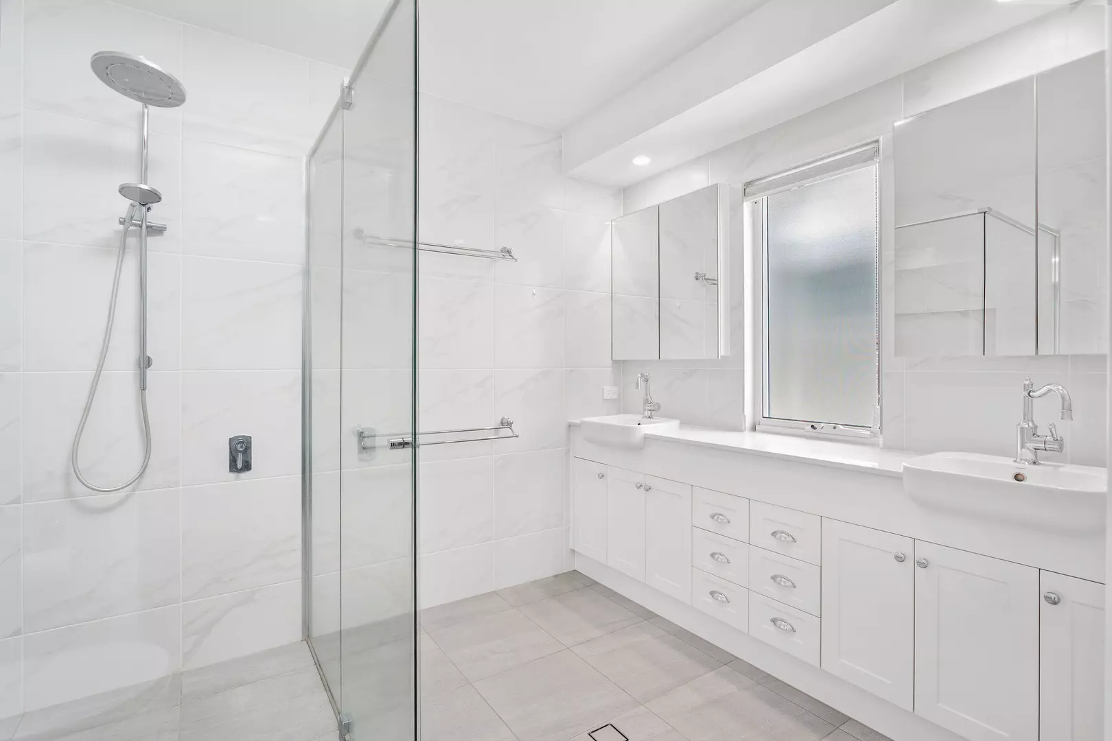 Modern Comfort in the Heart of the Community