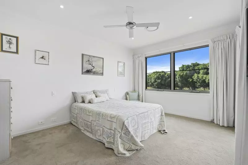 Overlooking Green Surrounds