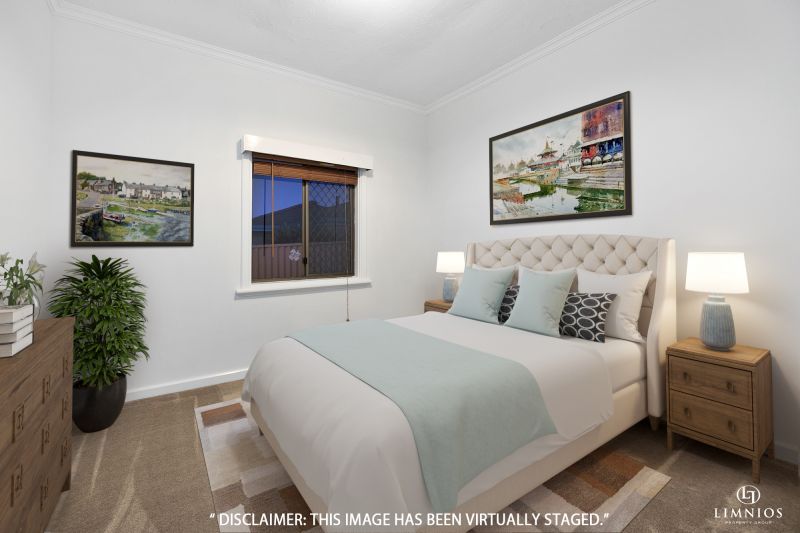 Family Home With Development Options!