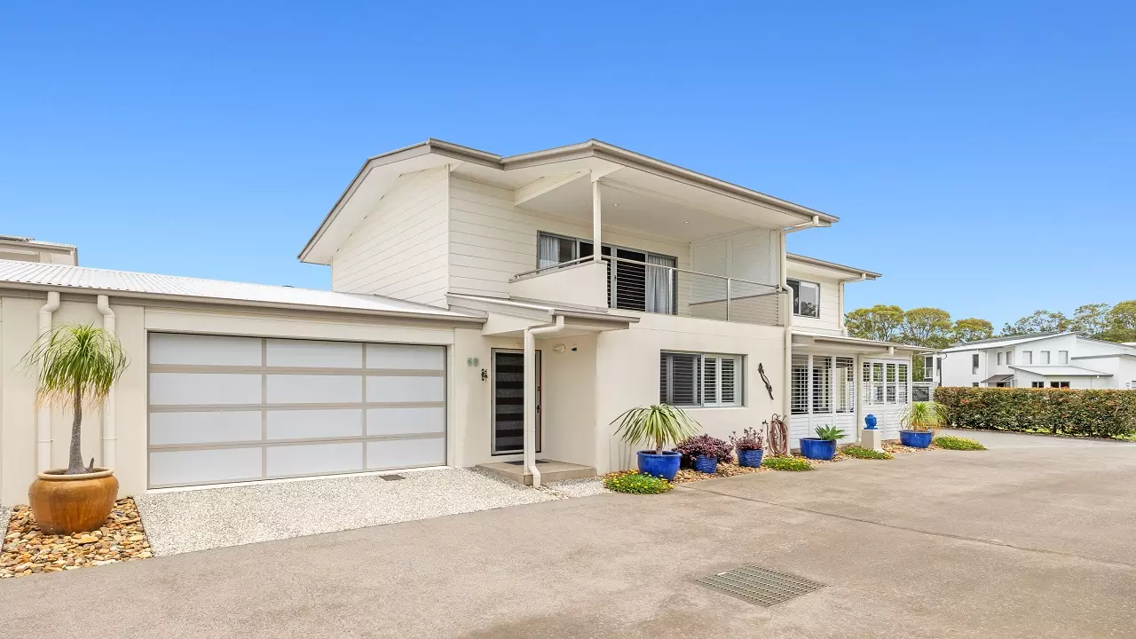 Palm Lake Tweed River Home 69 Riverview