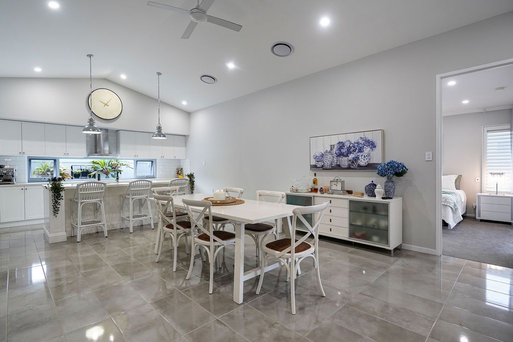 203 Beachmere Bay