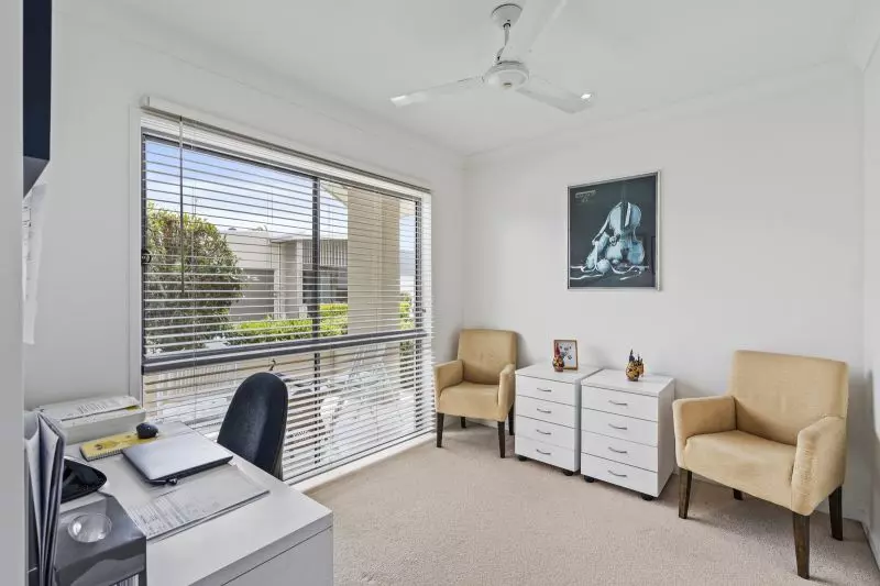 Site 22 - Established Sea Crest