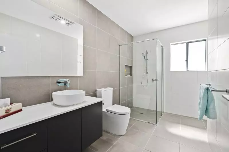 Site 383 - Established Prestwick