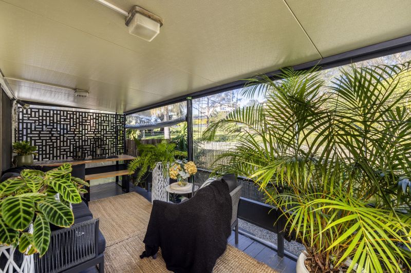 Freshly Updated Home - Alfresco Entertaining