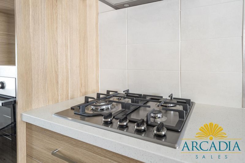 ARCADIA WATERS GERALDTON - Fully Refurbished, Ideal Location Next to Clubhouse