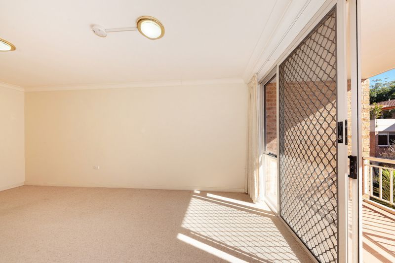 LEAFY LINDFIED FOR ONLY $199,000