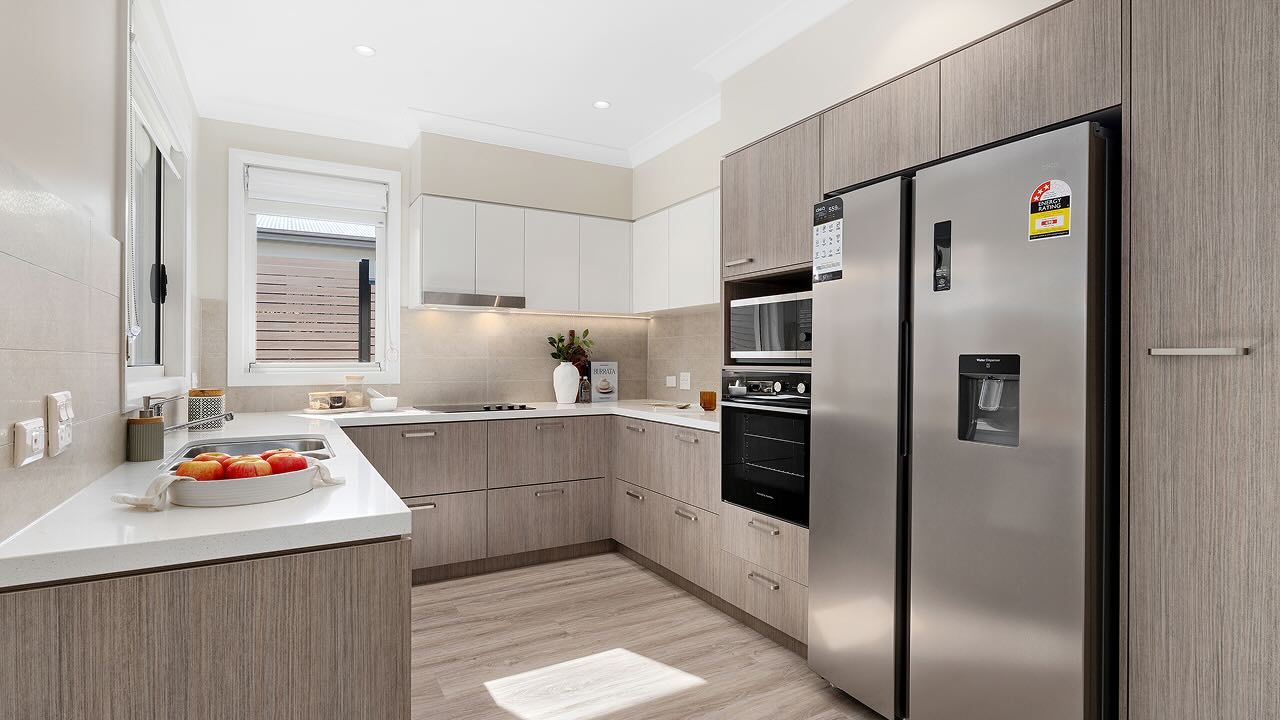 210B South Circuit, Oran Park, NSW 2570