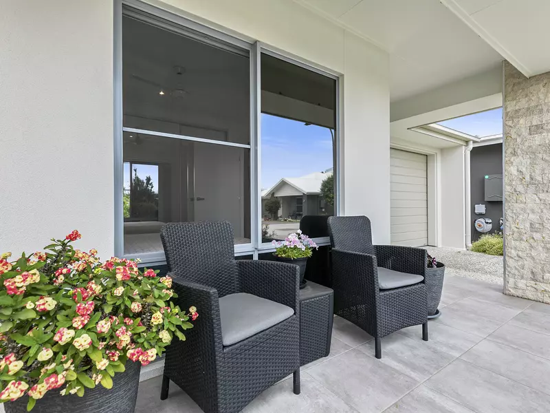 Low Maintenance Living in Exclusive Community