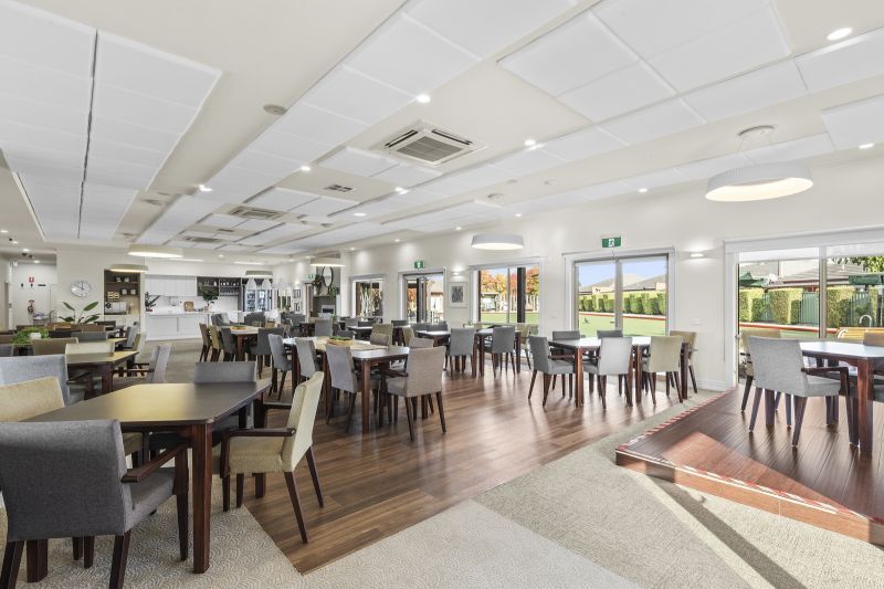 Stunning 1-Bed + Study with Garden Views