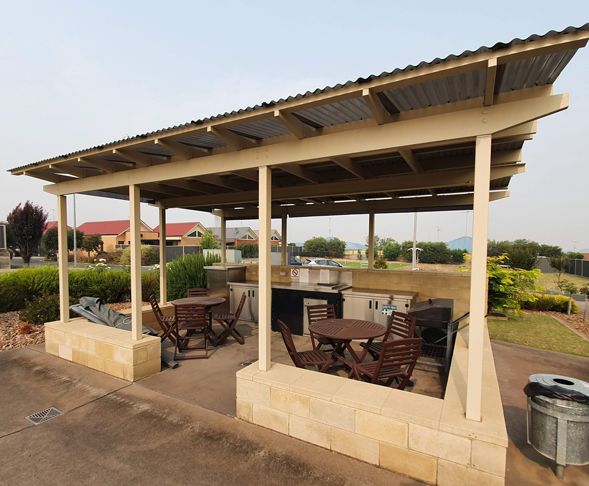 Enjoy a warm and welcoming atmosphere with services and facilities to compliment your choice of retirement living lifestyle.