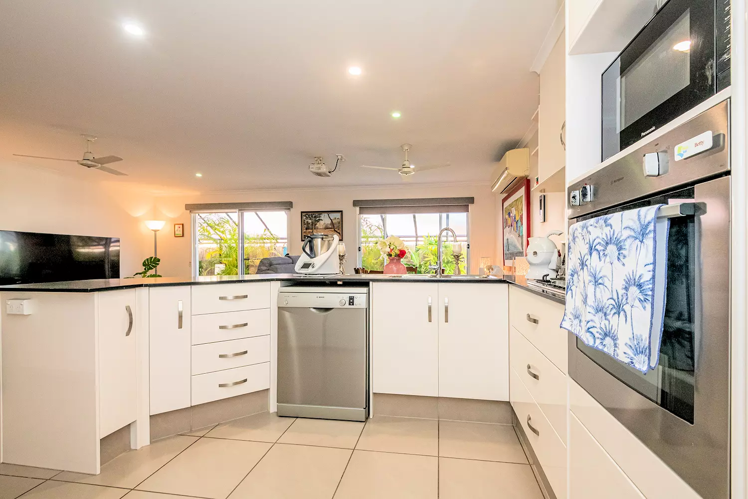 Relaxed & Refined Living