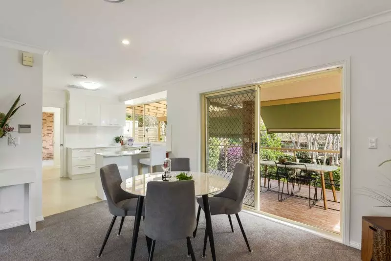 Fully refurbished elevated spacious 5 star villa