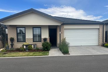 Armstrong Green - Unit 93