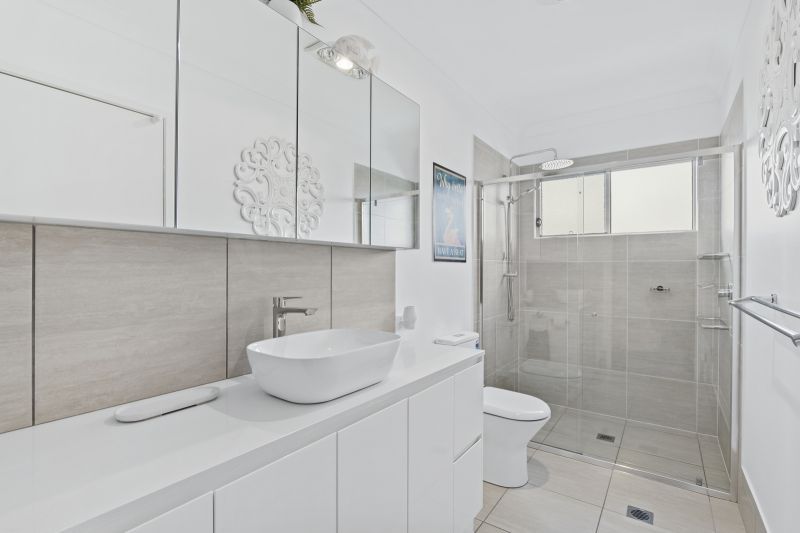 Beautiful Home
Don't skip this one- This two bedroom home is next level and not to be missed!