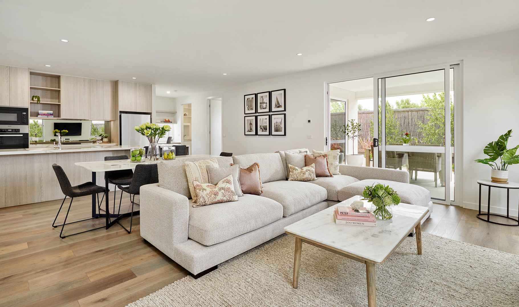 The Breeze Point Lonsdale by Sencia